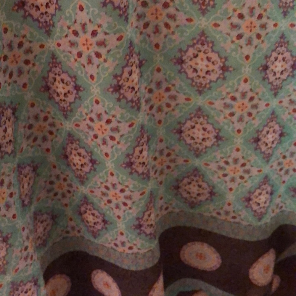 Top - Picture 2 of 4